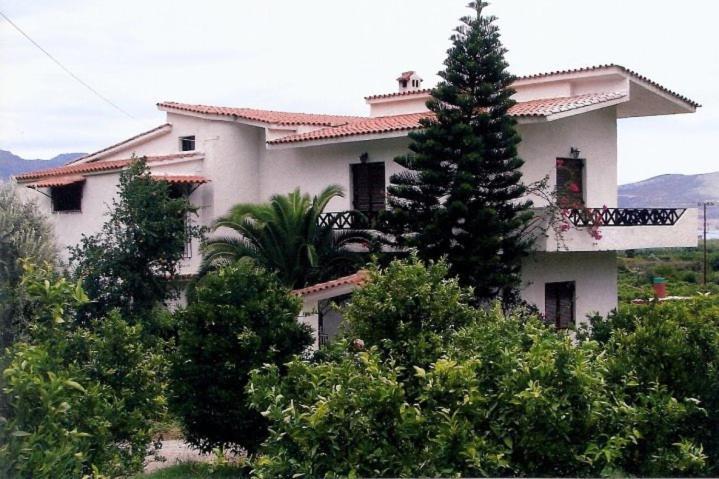 Вилла Lemon Tree House Каллони Экстерьер фото